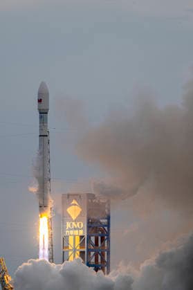 WENCHANG, CHINA - JUNE 17: A Long March-12 rocket, carrying the 22nd group of low-orbit internet satellites lifts off from the Hainan commercial spacecraft launch site on June 17, 2026 in Wenchang, Hainan Province of China. The rocket lifted off at 10:44 am (Beijing Time) and successfully placed the payload, the 22nd group of low-orbit internet satellites, into the preset orbit.  Copyright: xVCGx 111648739503