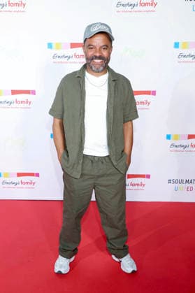ABB ERNSTINGS -Simon Pearce zu Gast bei der Ernsting s family Fashion Show HW 2026 im Empire Riverside Hotel in Hamburg 16.06.2026 Hamburg Deutschland *** ABB ERNSTINGS Simon Pearce Attends the Ernstings Family Fashion Show FW 2026 at the Empire Riverside Hotel in Hamburg on June 16, 2026, Hamburg, Germany,detected_source_language