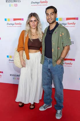 ABB ERNSTINGS- Sarah Mangione, Timur Uelker zu Gast bei der Ernsting s family Fashion Show HW 2026 im Empire Riverside Hotel in Hamburg 16.06.2026 Hamburg Deutschland *** ABB ERNSTINGS Sarah Mangione and Timur Uelker attend the Ernstings family Fall Winter 2026 Fashion Show at the Empire Riverside Hotel in Hamburg on June 16, 2026, Hamburg, Germany,detected_source_language