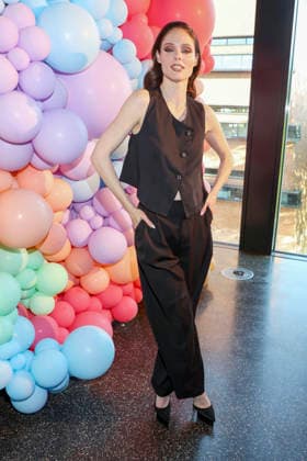 ABB ERNSTINGS- Mikhaila Coco Rocha Kanadisches Model zu Gast bei der Ernsting s family Fashion Show HW 2026 im Empire Riverside Hotel in Hamburg 16.06.2026 Hamburg Deutschland *** ABB ERNSTINGS Mikhaila Coco Rocha, Canadian model, guest at the Ernstings family Fall Winter 2026 Fashion Show at the Empire Riverside Hotel in Hamburg on June 16, 2026, Hamburg, Germany,detected_source_language
