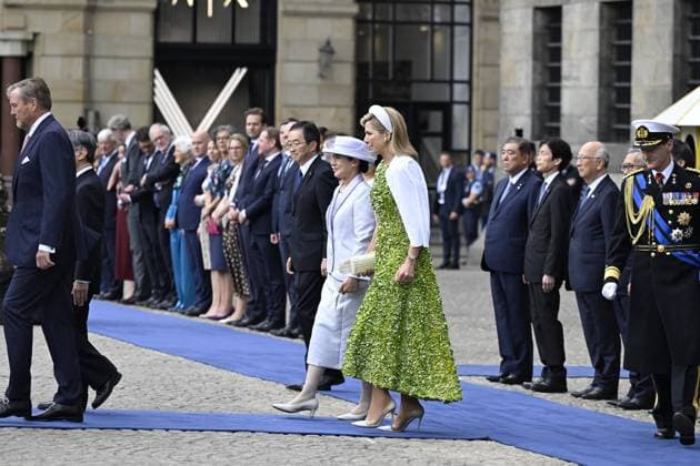 Amsterdam, The Netherlands, 2026-06-17 10:07:21 AMSTERDAM, 17-06-2026, Dam Square At the invitation of King Willem-Alexander and Queen Maxima, Emperor Naruhito of Japan is paying a state visit to the Netherlands. Emperor Naruhito is accompanied by Her Majesty Empress Masako. The state visit is a confirmation of the close and historic relationship between Japan and the Netherlands. The countries share 426 years of bilateral relations. PHOTO: NLBeeld Patrick van Emst In the photo: King Willem-Alexander and Queen Maxima officially welcome Emperor Naruhito and Empress Masako at Dam Square in Amsterdam. After the delegations are introduced, the Royal Military Band Johan Willem Friso plays the national anthems of both countries. This is follo  Copyright: xx x