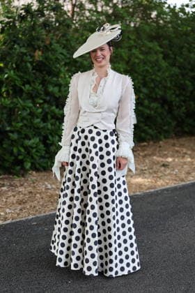. 17 06 2026. Ascot, United Kingdom. Racegoers arriving on day two of Royal Ascot , United Kingdom .  xStephenxLockx xi-Imagesx IIM-26835-0004