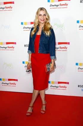 Tanja Bülter bei der Ernsting s Family Fashion Show 2026 im Empire Riverside Hotel. Hamburg, 16.06.2026 *** Tanja Bülter at the Ernstings Family Fashion Show 2026 at the Empire Riverside Hotel in Hamburg, June 16, 2026,detected_source_language Foto:xC.xTamckex xFuturexImagex ernstings_6691