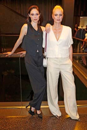 Coco Rocha und Franziska Knuppe bei der Ernsting s Family Fashion Show 2026 im Empire Riverside Hotel. Hamburg, 16.06.2026 *** Coco Rocha and Franziska Knuppe at the Ernstings Family Fashion Show 2026 at the Empire Riverside Hotel in Hamburg, June 16, 2026,detected_source_language Foto:xC.xTamckex xFuturexImagex ernstings_6760
