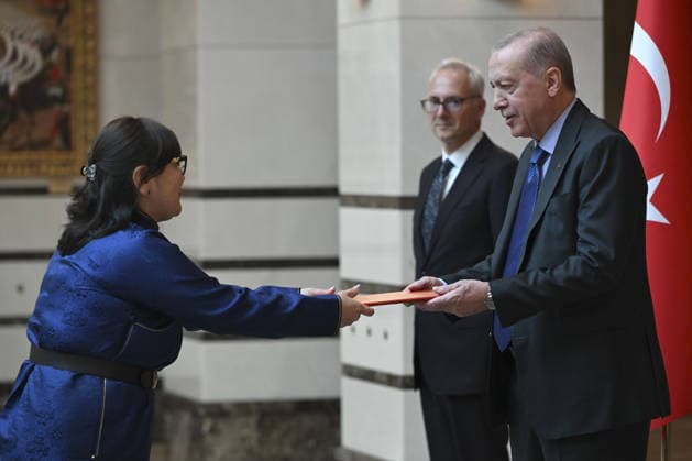 Turkish President Recep Tayyip Erdogan ANKARA, TURKIYE - JUNE 17: Turkish President Recep Tayyip Erdogan receives letter of credence from Mongolian Ambassador Ochir Lkhagvasuren (L) at the Presidential Complex in Ankara, Turkiye on June 17, 2026. Utku Ucrak Anadolu Ankara Turkey. Editorial use only. Please get in touch for any other usage.  Copyright: x2026xAnadoluxUtkuxUcrakx