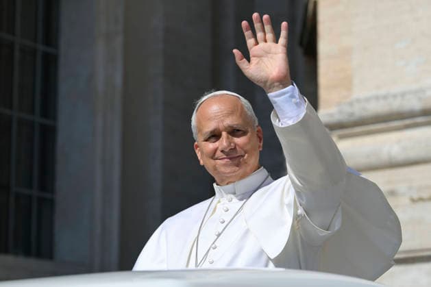 ITALY - POPE LEO XIV DURING THE WEEKLY GENERAL AUDIENCE AT ST PETER S SQUARE IN THE VATICAN- 2026 6 17 Italy, Rome, Vatican, 2026 6 17 Pope Leo XIV during the weekly general audience at St Peter s Square in the Vatican EDITORIAL USE ONLY - NO BOOKS Copyright: xVATICANxMEDIAx