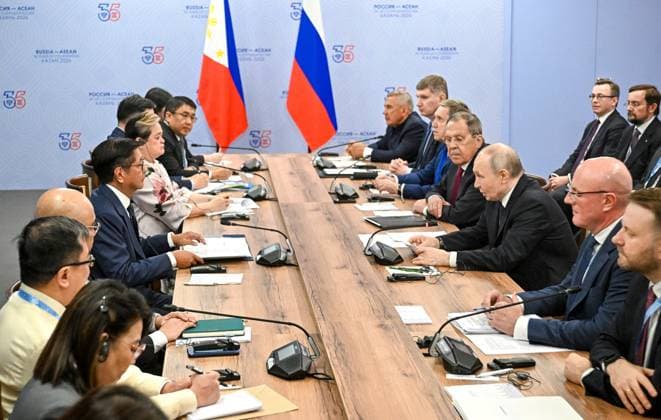 Russia ASEAN Summit 9190735 17.06.2026 Russian President Vladimir Putin meets with Philippines President Ferdinand Bongbong Romualdez Marcos Jr. on the sidelines of the Russia-ASEAN Summit in Kazan, Republic of Tatarstan, Russia. Sergey Bobylev Sputnik Kazan Republic of Tatarstan Russia  Copyright: xSergeyxBobylevx