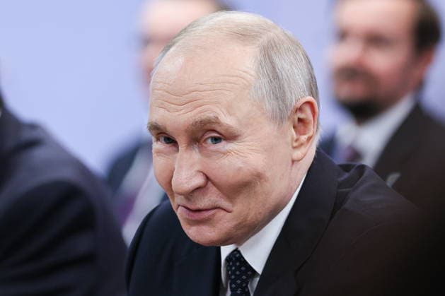 RUSSIA, REPUBLIC OF TATARSTAN - JUNE 17, 2026: Russia s President Vladimir Putin looks on during a meeting with Bongbong Marcos Jr, President of the Philippines, on the sidelines of the 2026 Russia-ASEAN Summit at the Kazan Expo Exhibition Centre in Bolshiye Kabany, southeast of Kazan. Alexander Shcherbak TASS  93945411