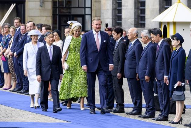 Amsterdam, The Netherlands, 2026-06-17 10:07:14 AMSTERDAM, 17-06-2026, Dam Square At the invitation of King Willem-Alexander and Queen Maxima, Emperor Naruhito of Japan is paying a state visit to the Netherlands. Emperor Naruhito is accompanied by Her Majesty Empress Masako. The state visit is a confirmation of the close and historic relationship between Japan and the Netherlands. The countries share 426 years of bilateral relations. PHOTO: NLBeeld Patrick van Emst In the photo: King Willem-Alexander and Queen Maxima officially welcome Emperor Naruhito and Empress Masako at Dam Square in Amsterdam. After the delegations are introduced, the Royal Military Band Johan Willem Friso plays the national anthems of both countries. This is follo  Copyright: xx x