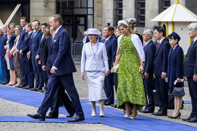 Amsterdam, The Netherlands, 2026-06-17 10:07:19 AMSTERDAM, 17-06-2026, Dam Square At the invitation of King Willem-Alexander and Queen Maxima, Emperor Naruhito of Japan is paying a state visit to the Netherlands. Emperor Naruhito is accompanied by Her Majesty Empress Masako. The state visit is a confirmation of the close and historic relationship between Japan and the Netherlands. The countries share 426 years of bilateral relations. PHOTO: NLBeeld Patrick van Emst In the photo: King Willem-Alexander and Queen Maxima officially welcome Emperor Naruhito and Empress Masako at Dam Square in Amsterdam. After the delegations are introduced, the Royal Military Band Johan Willem Friso plays the national anthems of both countries. This is follo  Copyright: xx x