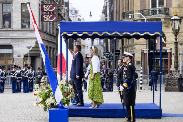 Amsterdam, The Netherlands, 2026-06-17 10:07:35 AMSTERDAM, 17-06-2026, Dam Square At the invitation of King Willem-Alexander and Queen Maxima, Emperor Naruhito of Japan is paying a state visit to the Netherlands. Emperor Naruhito is accompanied by Her Majesty Empress Masako. The state visit is a confirmation of the close and historic relationship between Japan and the Netherlands. The countries share 426 years of bilateral relations. PHOTO: NLBeeld Patrick van Emst In the photo: King Willem-Alexander and Queen Maxima officially welcome Emperor Naruhito and Empress Masako at Dam Square in Amsterdam. After the delegations are introduced, the Royal Military Band Johan Willem Friso plays the national anthems of both countries. This is follo  Copyright: xx x
