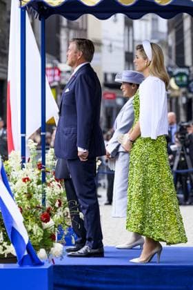 Amsterdam, The Netherlands, 2026-06-17 10:07:45 AMSTERDAM, 17-06-2026, Dam Square At the invitation of King Willem-Alexander and Queen Maxima, Emperor Naruhito of Japan is paying a state visit to the Netherlands. Emperor Naruhito is accompanied by Her Majesty Empress Masako. The state visit is a confirmation of the close and historic relationship between Japan and the Netherlands. The countries share 426 years of bilateral relations. PHOTO: NLBeeld Patrick van Emst In the photo: King Willem-Alexander and Queen Maxima officially welcome Emperor Naruhito and Empress Masako at Dam Square in Amsterdam. After the delegations are introduced, the Royal Military Band Johan Willem Friso plays the national anthems of both countries. This is follo  Copyright: xx x