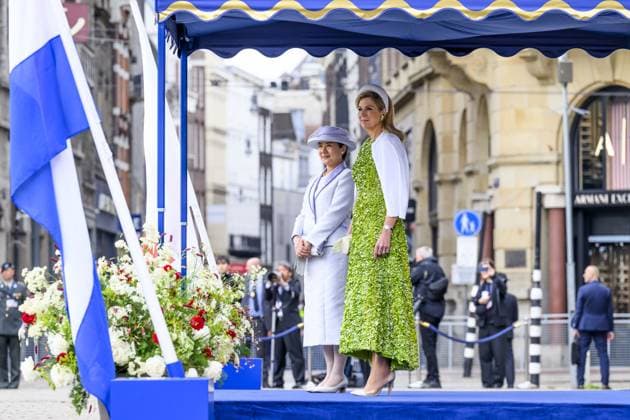 Amsterdam, The Netherlands, 2026-06-17 10:10:24 AMSTERDAM, 17-06-2026, Dam Square At the invitation of King Willem-Alexander and Queen Maxima, Emperor Naruhito of Japan is paying a state visit to the Netherlands. Emperor Naruhito is accompanied by Her Majesty Empress Masako. The state visit is a confirmation of the close and historic relationship between Japan and the Netherlands. The countries share 426 years of bilateral relations. PHOTO: NLBeeld Patrick van Emst In the photo: King Willem-Alexander and Queen Maxima officially welcome Emperor Naruhito and Empress Masako at Dam Square in Amsterdam. After the delegations are introduced, the Royal Military Band Johan Willem Friso plays the national anthems of both countries. This is follo  Copyright: xx x