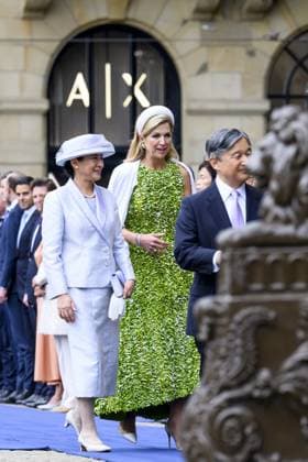Amsterdam, The Netherlands, 2026-06-17 10:13:11 AMSTERDAM, 17-06-2026, Dam Square At the invitation of King Willem-Alexander and Queen Maxima, Emperor Naruhito of Japan is paying a state visit to the Netherlands. Emperor Naruhito is accompanied by Her Majesty Empress Masako. The state visit is a confirmation of the close and historic relationship between Japan and the Netherlands. The countries share 426 years of bilateral relations. PHOTO: NLBeeld Patrick van Emst In the photo: King Willem-Alexander and Queen Maxima officially welcome Emperor Naruhito and Empress Masako at Dam Square in Amsterdam. After the delegations are introduced, the Royal Military Band Johan Willem Friso plays the national anthems of both countries. This is follo  Copyright: xx x