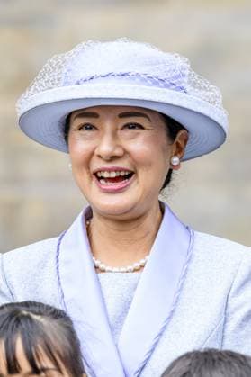 Amsterdam, The Netherlands, 2026-06-17 10:16:02 AMSTERDAM, 17-06-2026, Dam Square At the invitation of King Willem-Alexander and Queen Maxima, Emperor Naruhito of Japan is paying a state visit to the Netherlands. Emperor Naruhito is accompanied by Her Majesty Empress Masako. The state visit is a confirmation of the close and historic relationship between Japan and the Netherlands. The countries share 426 years of bilateral relations. PHOTO: NLBeeld Patrick van Emst In the photo: King Willem-Alexander and Queen Maxima officially welcome Emperor Naruhito and Empress Masako at Dam Square in Amsterdam. After the delegations are introduced, the Royal Military Band Johan Willem Friso plays the national anthems of both countries. This is follo  Copyright: xx x