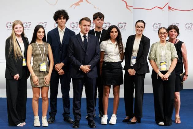 G7 SUMMIT PHOTO PQR LE DAUPHINE Grégory YETCHMENIZA Évian-les-Bains June 17, 2026 Évian-les-Bains, Haute-Savoie, June 17 Press conference by Emmanuel Macron Grégory Yetchmeniza Le Dauphiné Libéré Evian, France, June 17, 2026 G7 summit Local Caption Évian-les-Bains, Haute-Savoie, Rhône-Alpes, France,detected_source_language  Copyright: xPHOTOPQR LExDAUPHINE MAXPPPxGrégoryxYETCHMENIZAx 20260617JDL9956 20260617JDL9956