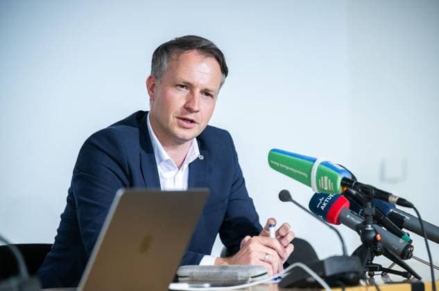 8. THÜRINGER LANDTAG - LPK ANDREAS BÜHL (CDU) ** NUR FÜR REDAKTIONELLE ZWECKE ** EDITORIAL USE ONLY **<p>17 06 2026-Erfurt: Thüringer Landtag Landespressekonferenz mit den Vorsitzenden der Landtagsfraktionen vor der nächsten Landtagssitzung im Foto: Andreas Bühl (CDU) ( Deutschland Thueringen Erfurt Copyright: SaschaxFromm *** 8 THURINGIAN STATE PARLIAMENT LPK ANDREAS BÜHL CDU FOR EDITORIAL USE ONLY EDITORIAL USE ONLY June 17, 2026 Erfurt Thuringian State Parliament State Press Conference with the leaders of the state parliamentary groups ahead of the next state parliament session. Photo Copyright: SaschaxFromm doc86bvoh1bawo1fdrzbmxj ,EDITORIAL USE ONLY