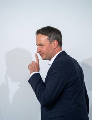 8. THÜRINGER LANDTAG - LPK ANDREAS BÜHL (CDU) ** NUR FÜR REDAKTIONELLE ZWECKE ** EDITORIAL USE ONLY **<p>17 06 2026-Erfurt: Thüringer Landtag Landespressekonferenz mit den Vorsitzenden der Landtagsfraktionen vor der nächsten Landtagssitzung im Foto: Andreas Bühl (CDU) ( Deutschland Thueringen Erfurt Copyright: SaschaxFromm *** 8 THURINGIAN STATE PARLIAMENT LPK ANDREAS BÜHL CDU FOR EDITORIAL USE ONLY EDITORIAL USE ONLY June 17, 2026 Erfurt Thuringian State Parliament State Press Conference with the leaders of the state parliamentary groups ahead of the next state parliament session. Photo Copyright: SaschaxFromm doc86bvocz45ls11voc1cnj ,EDITORIAL USE ONLY