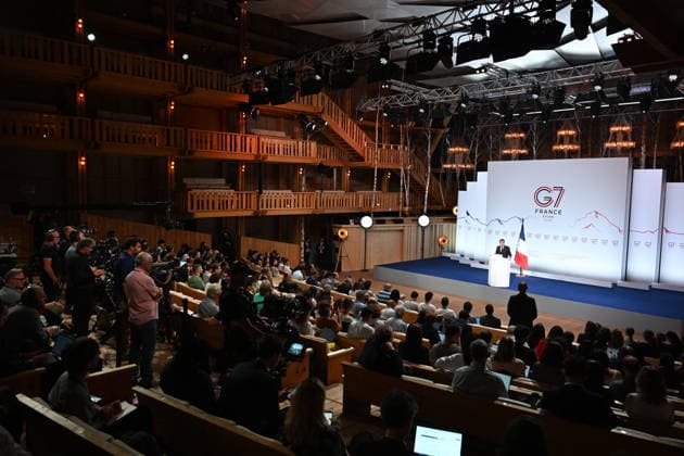 G7 Summit - Macron Closing Press Conference French President Emmanuel Macron speaks during the closing press conference of the G7 summit, in Evian, eastern France, on June 17, 2026. Photo by Ammar Abd Rabbo ABACAPRESS.COM Evian France  Copyright: xAbdxRabboxAmmar ABACAx