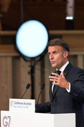 G7 Summit - Macron Closing Press Conference French President Emmanuel Macron speaks during the closing press conference of the G7 summit, in Evian, eastern France, on June 17, 2026. Photo by Ammar Abd Rabbo ABACAPRESS.COM Evian France  Copyright: xAbdxRabboxAmmar ABACAx