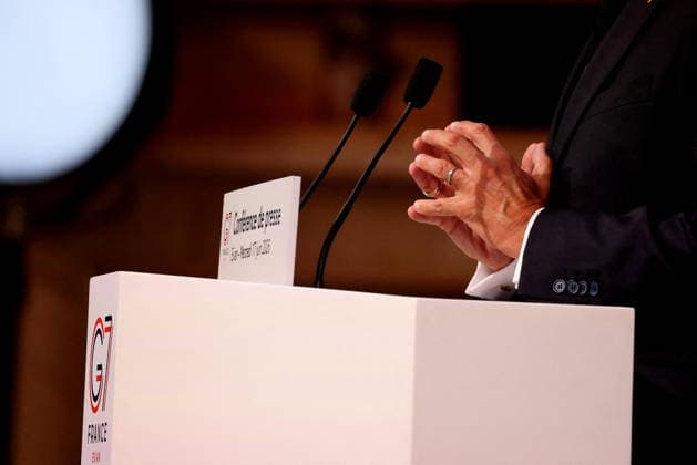 French President Emmanuel Macron during the closing press conference of the G7 summit in Évian-les-Bains, France, on June 17, 2026. Dominique Jacovides Bestimage French President Emmanuel Macron during the closing press conference of the G7 summit in Évian-les-Bains, France, on June 17, 2026 Évian-les-Bains France,detected_source_language  Copyright: xDOMINIQUExJACOVIDESx xBESTIMAGExDOMINIQUExJACOVIDESx xBESTIMAGEx