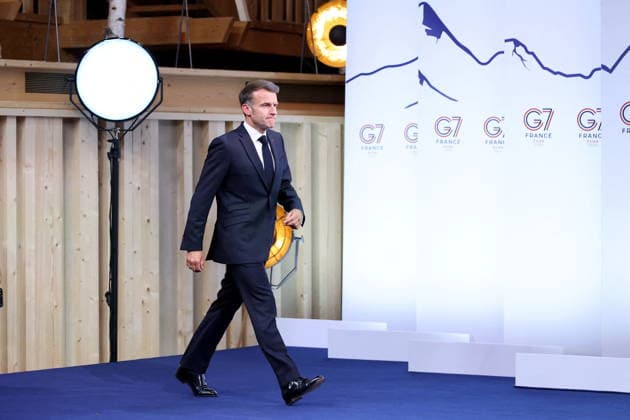 French President Emmanuel Macron during the closing press conference of the G7 summit in Évian-les-Bains, France, on June 17, 2026. Dominique Jacovides Bestimage French President Emmanuel Macron during the closing press conference of the G7 summit in Évian-les-Bains, France, on June 17, 2026 Évian-les-Bains France,detected_source_language  Copyright: xDOMINIQUExJACOVIDESx xBESTIMAGExDOMINIQUExJACOVIDESx xBESTIMAGEx