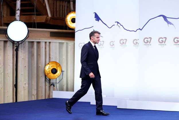 French President Emmanuel Macron during the closing press conference of the G7 summit in Évian-les-Bains, France, on June 17, 2026. Dominique Jacovides Bestimage French President Emmanuel Macron during the closing press conference of the G7 summit in Évian-les-Bains, France, on June 17, 2026 Évian-les-Bains France,detected_source_language  Copyright: xDOMINIQUExJACOVIDESx xBESTIMAGExDOMINIQUExJACOVIDESx xBESTIMAGEx