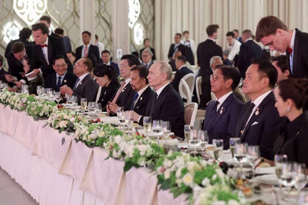 June 17, 2026, Kazan, Tatarstan, Russia: Russian President Vladimir Putin, center, hosts the state reception for the RussiaÃ¢â‚¬ASEAN Summit at the Galiasgar Kamal Tatar State Academic Theatre, June 17, 2026 in Kazan, Russia. The event celebrates 35 years of partnership between Russia and the Association of Southeast Asian Nations. Kazan Russia - ZUMAp138 20260617_zaa_p138_017 Copyright: xStepanxPugachev RoscongressxFounx