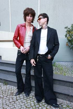 ICON Summer Dinner 2026, Empfang Ben Bücken, Moritz Sommer ICON.Summer Dinner 2026, Seated Dinner im Hotel Roomers, Steinplatz, Berlin, Datum: 17.06.2026 *** ICON Summer Dinner 2026, Reception Copyright: xEventpress Kratschx