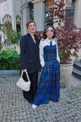 ICON Summer Dinner 2026, Empfang Nellie Thalbach und Anna Thalbach ICON.Summer Dinner 2026, Seated Dinner im Hotel Roomers, Steinplatz, Berlin, Datum: 17.06.2026 *** ICON Summer Dinner 2026, Reception with Nellie Thalbach and Anna Thalbach ICON Summer Dinner 2026, Seated Dinner at Hotel Roomers, Steinplatz, Berlin, Date Copyright: xEventpress Kratschx