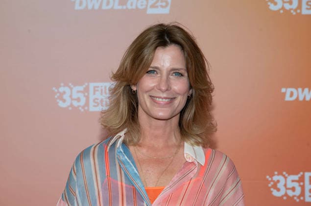 Valerie NIEHAUS, Schauspielerin, Portraet, Porträt, Portrait, Angeschnittenes Einzelbild, Einzelmotiv, Roter Teppich, Red Carpet Show, Ankunft, arrival, Sommerfest der Film und Medienstiftung NRW in Koeln, 17.06.2026. *** Valerie NIEHAUS, actress, portrait, close-up, single image, single subject, red carpet, red carpet event, arrival, Summer Festival of the Film and Media Foundation NRW in Cologne, June 17, 2026,detected_source_language