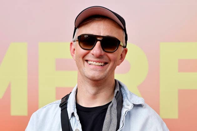 Komiker Jan Böhmermann beim Sommerfest zum 35-jährigen Bestehen der Film- und Medienstiftung NRW sowie dem 25-jährigen Jubiläum des Medienmagazins DWDL im Park Cafe im Rheinpark. Köln, 17.06.2026 NRW Deutschland *** Comedian Jan Böhmermann at the summer festival celebrating the 35th anniversary of the Film and Media Foundation NRW and the 25th anniversary of the media magazine DWDL at the Park Cafe in Cologne’s Rheinpark, June 17, 2026, NRW, Germany,detected_source_language Copyright: xChristophxHardtx
