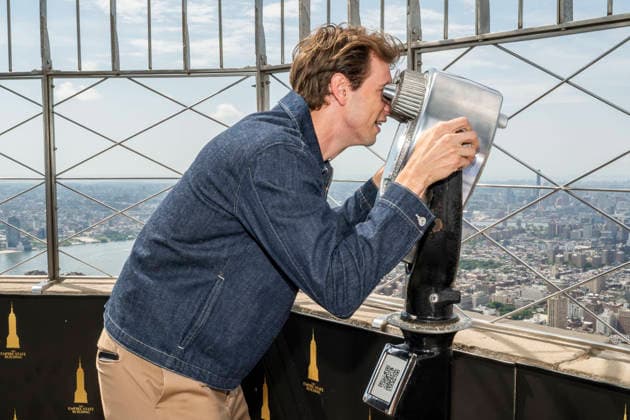 June 17, 2026, New York, New York, USA: JOSH BRUBAKER visits the Empire State Building in New York to celebrate the expansion of his two shows, The Bru Show and Audacity Check In. 17 June 2026 New York USA  - ZUMAa265 20260617_zep_a265_011 Copyright: xEricxAcquayex