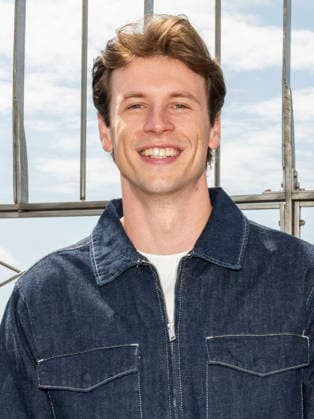 June 17, 2026, New York, New York, USA: JOSH BRUBAKER visits the Empire State Building in New York to celebrate the expansion of his two shows, The Bru Show and Audacity Check In. 17 June 2026 New York USA  - ZUMAa265 20260617_zep_a265_017 Copyright: xEricxAcquayex