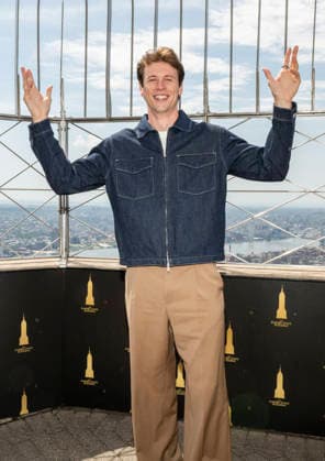 June 17, 2026, New York, New York, USA: JOSH BRUBAKER visits the Empire State Building in New York to celebrate the expansion of his two shows, The Bru Show and Audacity Check In. 17 June 2026 New York USA - ZUMAa265 20260617_zep_a265_016 Copyright: xEricxAcquayex