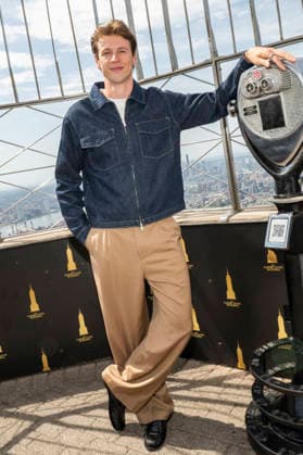 June 17, 2026, New York, New York, USA: JOSH BRUBAKER visits the Empire State Building in New York to celebrate the expansion of his two shows, The Bru Show and Audacity Check In. 17 June 2026 New York USA - ZUMAa265 20260617_zep_a265_010 Copyright: xEricxAcquayex