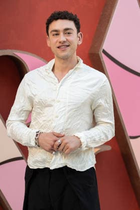 V&A Summer Party 2026 in London, UK- 17 JUNE 2026. Olly Alexander attends the V&A Summer Party 2026 at The V&A . London United Kingdom Copyright: xLounisxTiarx xSOPAxImagesx _DSC1988