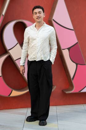 V&A Summer Party 2026 in London, UK- 17 JUNE 2026. Olly Alexander attends the V&A Summer Party 2026 at The V&A . London United Kingdom Copyright: xLounisxTiarx xSOPAxImagesx _DSC1986