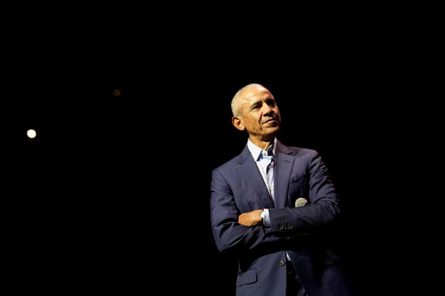 Former President Barack Obama appears on stage as they surprised administration and campaign alumni in Chicago ahead of the dedication ceremony of the Obama Presidential Center, Wednesday, June 17, 2026. Pool  CHX20260617222 PabloxMartinezxMonsivais