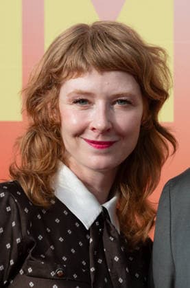 Sarah BAUERETT, Schauspielerin, Portraet, Porträt, Portrait, Angeschnittenes Einzelbild, Einzelmotiv, Roter Teppich, Red Carpet Show, Ankunft, arrival, Sommerfest der Film und Medienstiftung NRW in Koeln, 17.06.2026. *** Sarah BAUERETT, actress, portrait, close-up, single image, single subject, red carpet, red carpet event, arrival, Summer Festival of the Film and Media Foundation NRW in Cologne, June 17, 2026,detected_source_language
