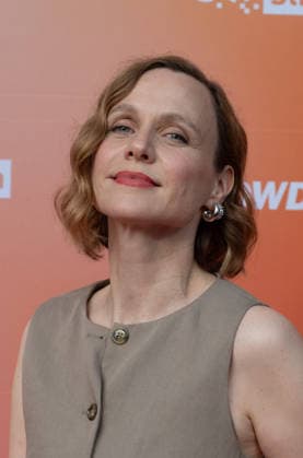 Nadja BECKER, Schauspielerin, Portraet, Porträt, Portrait, Angeschnittenes Einzelbild, Einzelmotiv, Roter Teppich, Red Carpet Show, Ankunft, arrival, Sommerfest der Film und Medienstiftung NRW in Koeln, 17.06.2026. *** Nadja BECKER, actress, portrait, close-up, single image, single subject, red carpet, red carpet event, arrival, Summer Festival of the Film and Media Foundation NRW in Cologne, June 17, 2026,detected_source_language