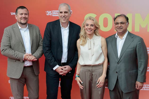 Thomas Lückerath, Stephan Schmitter, Inga Leschek und Walid Nakschbandi beim Sommerfest zum 35-jährigen Bestehen der Film- und Medienstiftung NRW im Park CafÃ . Köln, 17.06.2026 *** Thomas Lückerath, Stephan Schmitter, Inga Leschek, and Walid Nakschbandi at the summer party celebrating the 35th anniversary of the Film and Media Foundation NRW at Park Café in Cologne, June 17, 2026,detected_source_language Foto:xR.xSchmiegeltx xFuturexImagex nrw_sommerfest_6672