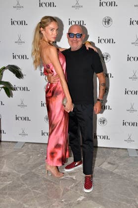 Micky Rosen mit Gast beim ICON Summer Dinner in der Manon Brasserie Nouvelle im Hotel Roomers. Berlin, 17.06.2026 *** Micky Rosen with a guest at the ICON Summer Dinner at Manon Brasserie Nouvelle in the Hotel Roomers Berlin, June 17, 2026,detected_source_language Foto:xM.xBehrensx xFuturexImagex icon_6103