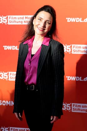 Tatjana Clasing beim Sommerfest zum 35-jährigen Bestehen der Film- und Medienstiftung NRW im Park CafÃ . Köln, 17.06.2026 *** Tatjana Clasing at the summer festival celebrating the 35th anniversary of the Film and Media Foundation NRW at Park Café in Cologne, June 17, 2026,detected_source_language Foto:xR.xSchmiegeltx xFuturexImagex nrw_sommerfest_6749