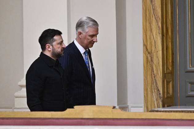 Ukraine president Volodymyr Zelensky, King Philippe - Filip of Belgium and pictured during a lunch at the Royal Palace, on Thursday 18 June 2026 in Brussels.  ERICxLALMAND 178038877