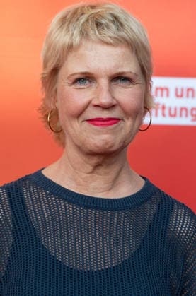 Cordula STRATMANN, Schauspielerin, Portraet, Porträt, Portrait, Angeschnittenes Einzelbild, Einzelmotiv, Roter Teppich, Red Carpet Show, Ankunft, arrival, Sommerfest der Film und Medienstiftung NRW in Koeln, 17.06.2026. *** Cordula STRATMANN, actress, portrait, close-up, single image, single shot, red carpet, red carpet event, arrival, Summer Festival of the Film and Media Foundation NRW in Cologne, June 17, 2026,detected_source_language