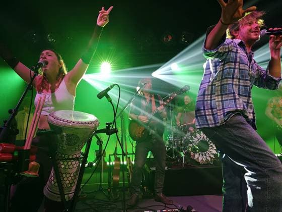 17.06.2026 xkhx Kassel, Kulturzelt Konzert The Magic Mumble Jumble BAND MEMBERS Paul Istance - Lead vocals, Trumpet Erik Stein - Drums Leah Uijterlinde Clarinet, Trombone, Vocals Hugrun Elfa - Posaune, Vocals Reid Steenhuis Piano, Hammond, Vocals Pim Koppen Bass, Vocals David Uijterlinde - Electric guitar, Vocals Leroy van der Poel Sousaphone, Euphonium, Trombone, Vocals *** June 17, 2026 xkhx Kassel, Kulturzelt Concert KH