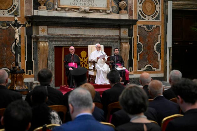 ITALY- REL VATICAN -POPE LEO XVI RECEIVES THE PARTICIPANTS IN THE MEETING OF THE WORKS FOR AID TO THE EASTERN CHURCHES AT THE VATICAN June 18, 2026 ITALY REL June 18, 2026 Pope Leo XIV receives the participants in the meeting of the Works for Aid to the Eastern Churches at the Vatican EDITORIAL USE ONLY - NO BOOKS Copyright: xVATICANxMEDIAx xCatholicxPressxPhotox