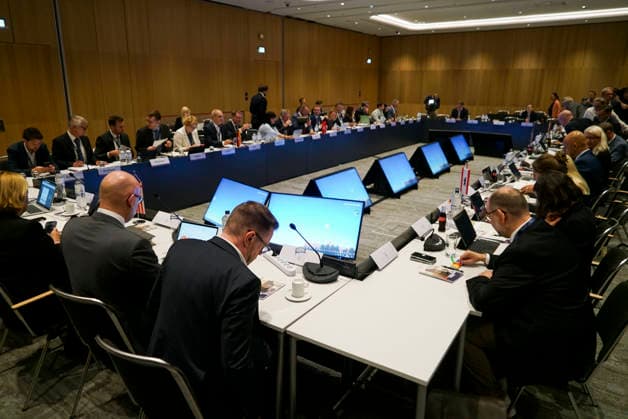 CNTV INNENMINISTER- Uebersicht Sitzungs Saal Innen am zweiten Tag Innenministerkonferenz im CCH präsentiert 18.06.2026 auf der 225.Sitzung der Staendigen Konferenz der Innenminister und Senatoren der Laender im Congress Center Hamburg Hamburg Deutschland *** CNTV MINISTERS OF THE INTERIOR Overview