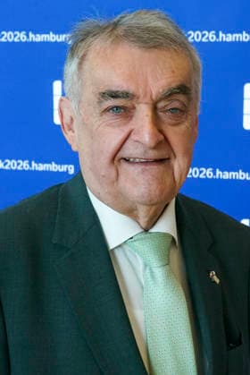 CNTV INNENMUNISTER- Herbert Reul Politiker der CDU Innenminister des Landes Nordrhein-Westfalen zu Gast auf der 225.Sitzung der Staendigen Konferenz der Innenminister und Senatoren der Laender am 18. Juni 2026 im Congress Center Hamburg Hamburg Deutschland *** CNTV
